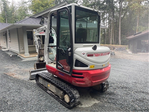 2021 TAKEUCHI TB235-2CRA MD0055903